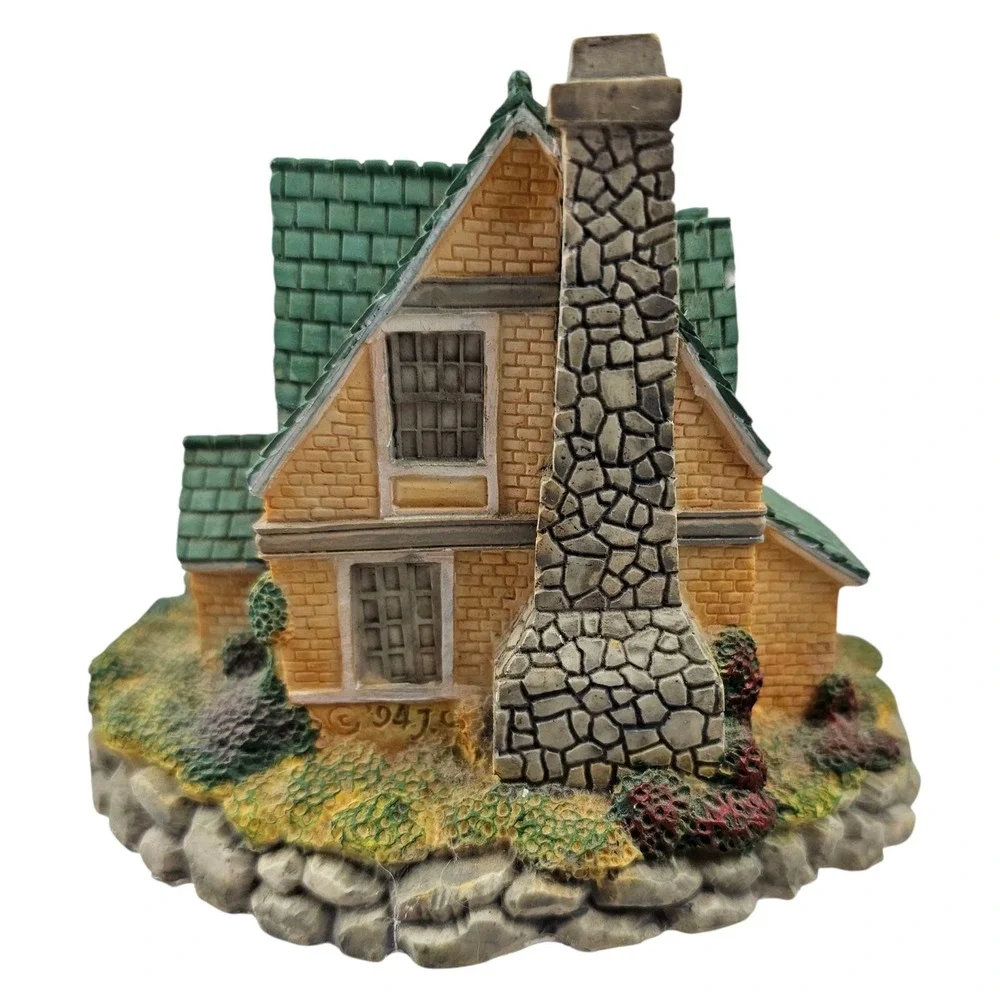 Yorkshire House Olde‎ Englands Classic Cottages Miniature Figurine 1994 Vintage